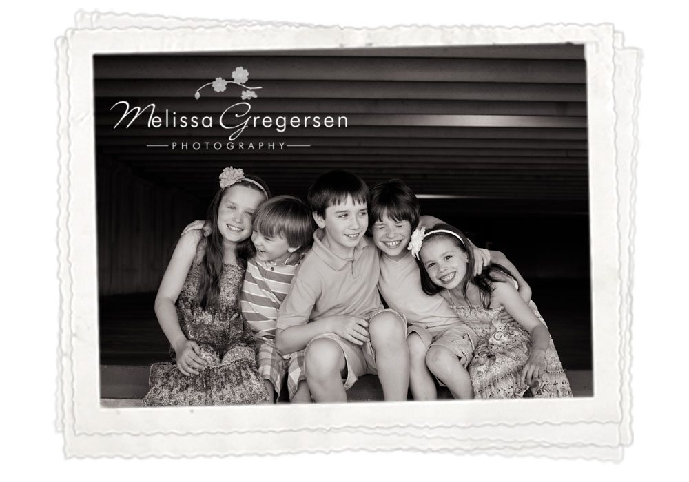 Kalamazoo Michigan Family Photography Photographer children siblings boys girls giggles