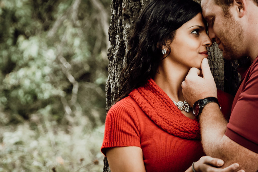 Intimately look for this engagement session