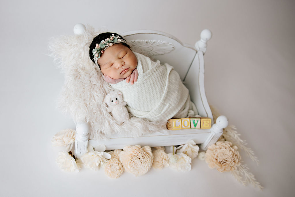 newborn baby photography with gorgeous white bed Gregersen Photography